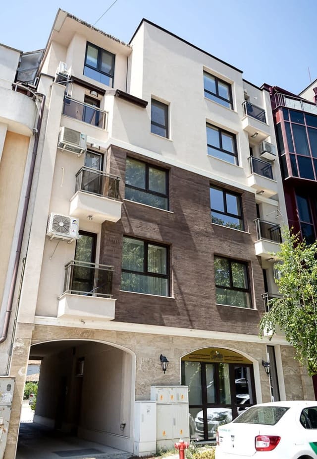 BuenaVista | Modern Comfort near Varna City Center