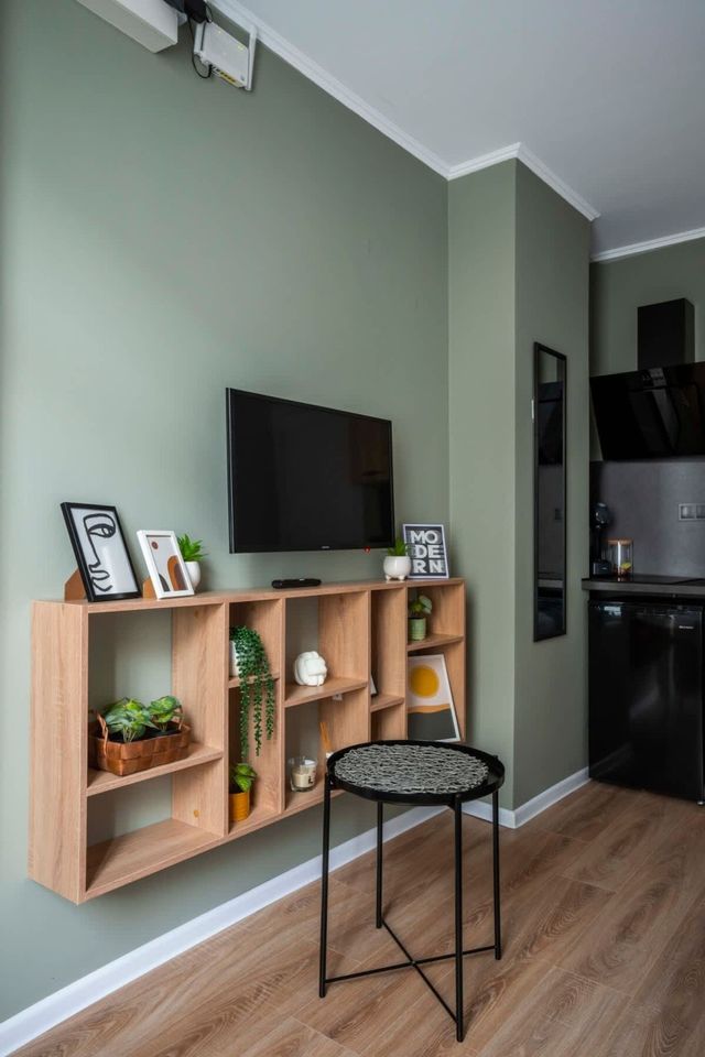 Tom Thumb & Thumbelina  2 Private Rooms