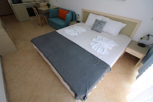 Cozy studio for family in Royal Sun