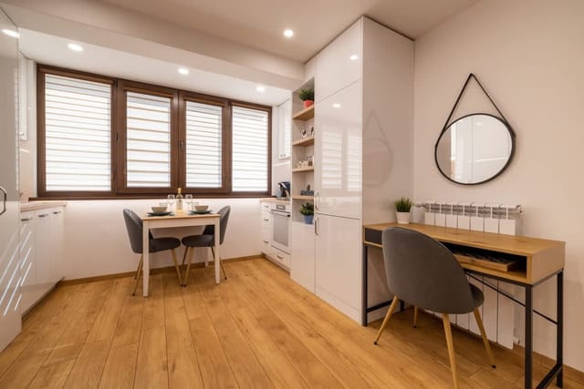 Luxury Studio Living with Top Location