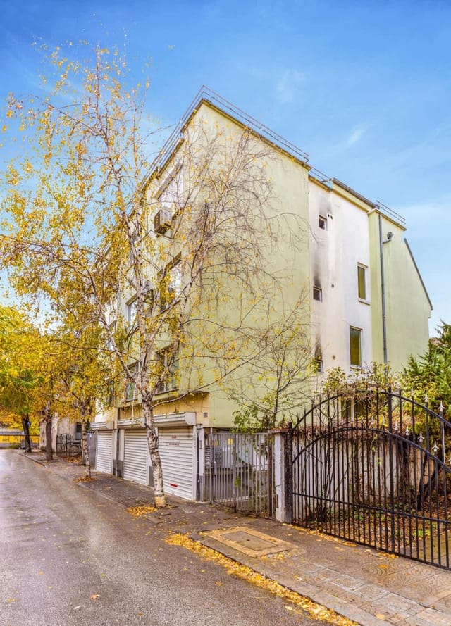 Quiet apartment near the center