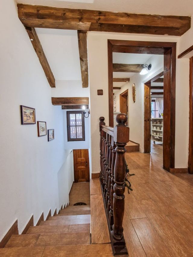 8BD Retreat in Bansko: Comfort & Mountain Charm