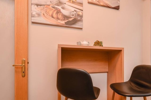 Sofia Dream Apartments - 3BD, 2BTHR - The Library