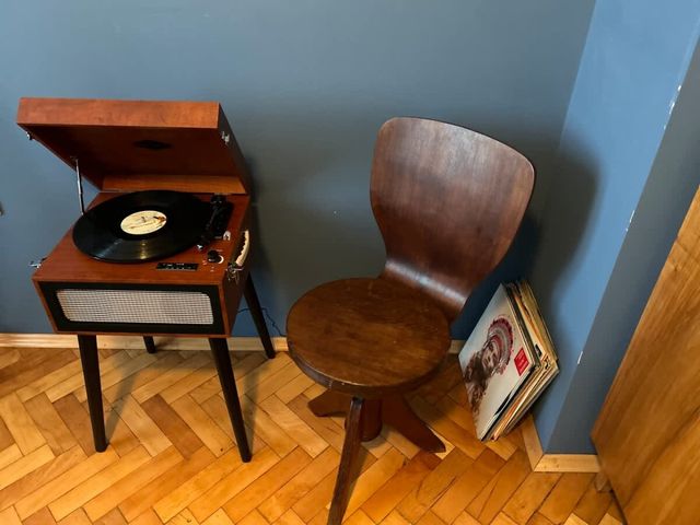 ART-ament, a unique central flat