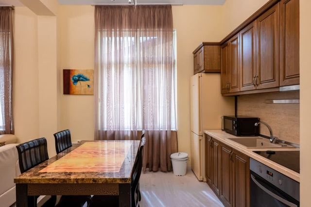 Cozy 2BD Flat + Work Space I Remote workers haven