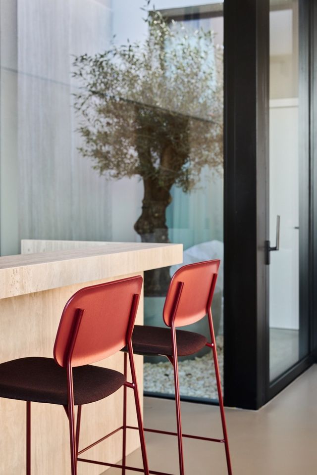Design penthouse in Berlin Prenzlauer Berg with a large rooftop terrace