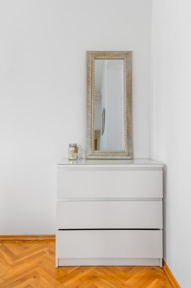 Vitosha Str 2BD White & Blue Apt