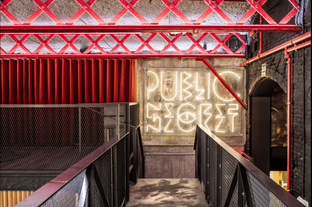 EL MAMA &amp; LA PAPA Bar Restaurant - Photo 4