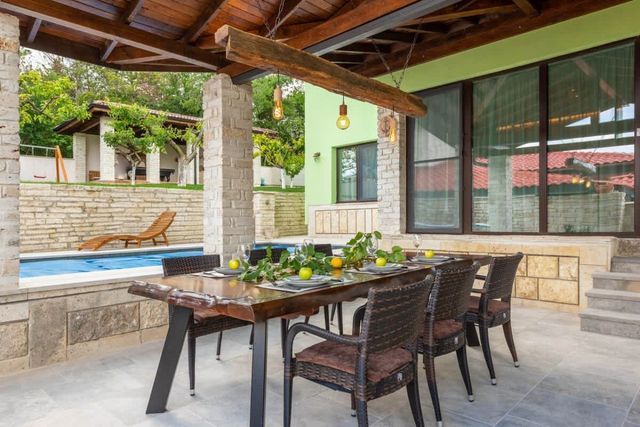 Villa Apple & Villa Cook - 8BD with heated pool