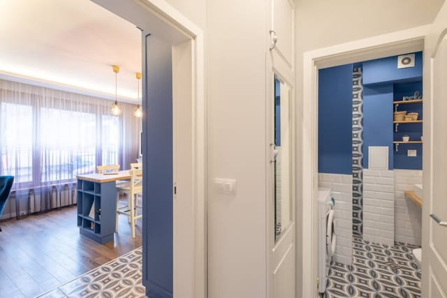 Designer & Cozy 2BD Flat In the city center