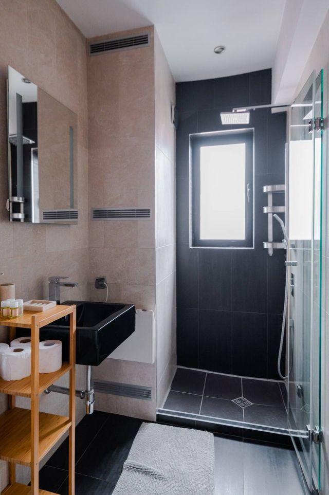 The Honeycomb Hideaway