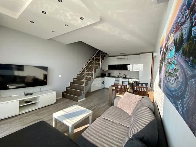 Beautiful City View Maisonette Apartment