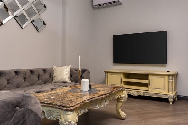 Central Apartments with Garden view - Apt No. 4