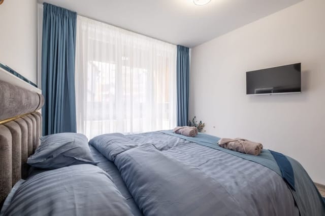 Elegant Deluxe - 2 Bedrooms apt.