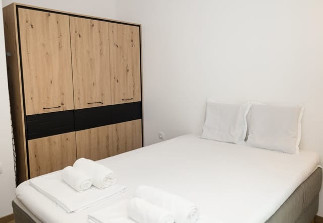 Modern 2-Bedroom Flat with Balcony in Azur Premium