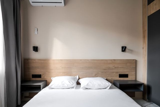 Marble Essence: 2BD Retreat in Top City Centre