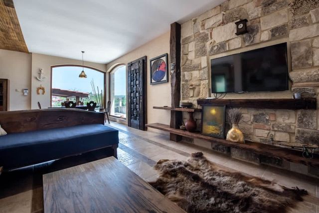 Villa Cook - Sea View / Heated Pool 10ppl@Balchik