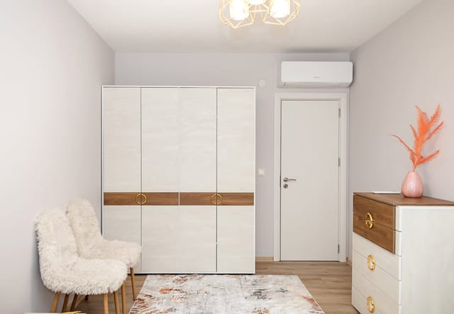 Stylish Flat with Parking St Constantine & Helena