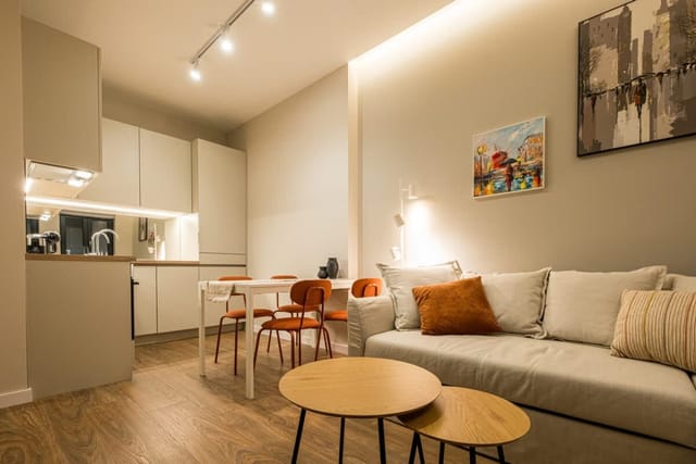 South 2.2 - Brand New Modern 1BD in Sofia Center