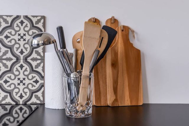 Stylish 2BD Flat w Balcony & Fast WiFi - Lozenets