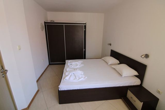 Cozy  Sunny Beach Hills - 2 bedrooms for 5 people