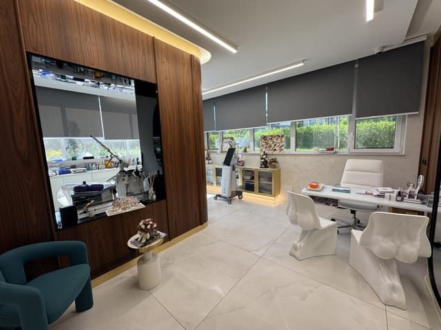 Dermatology & Plastic Surgery Clinic