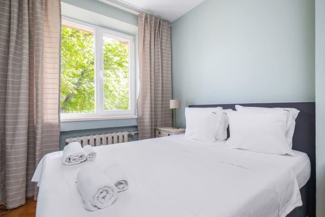 Quiet and Central: 1BD Next to NDK & Vitosha Blvd