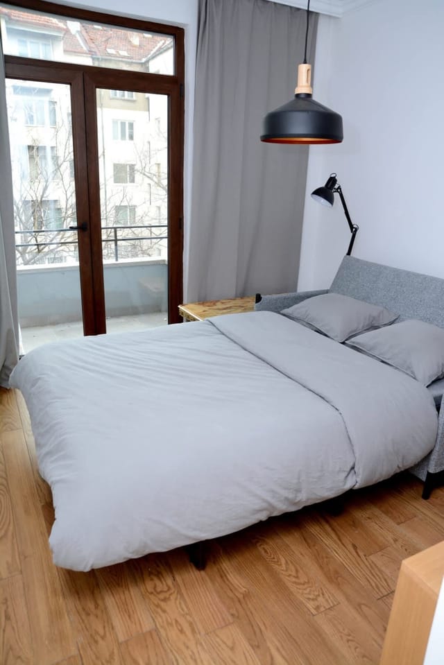 Industrial Chic Haven with Top Central Location - Photo 4