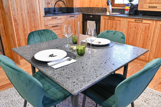 Cozy 1-Bedroom Apartment in St. Ivan Ski Resort