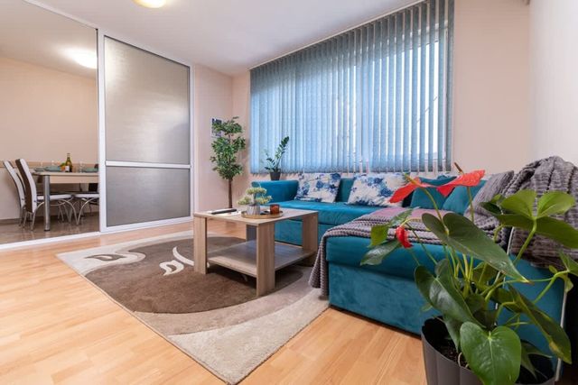 Comfortable 2BR Urban Getaway in City Center