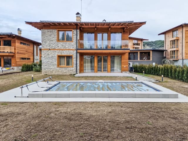 City Escape - 4 bedroom villa in Grand Therme