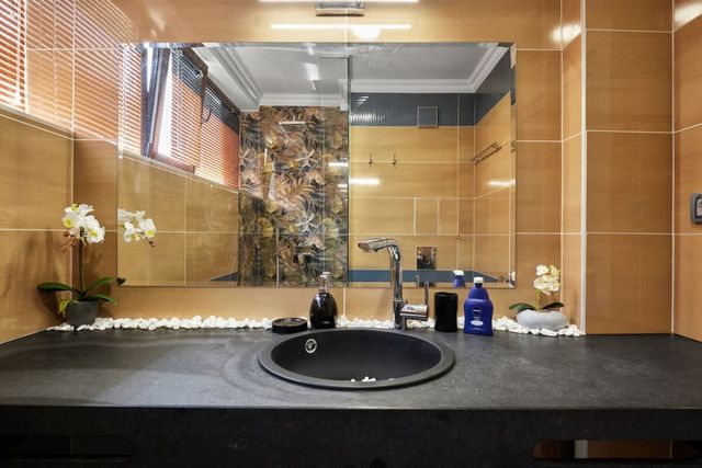 3BD Beach Paradise with a Stunning View + Parking