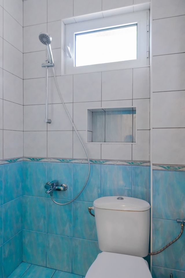 Eagles' Bridge ~ 1BD flat with desk