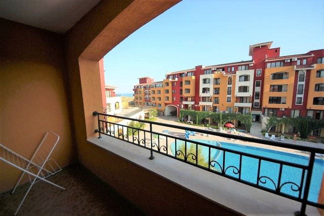 Cozy Aheloy  Marina Cape  Nice studio, Pool view