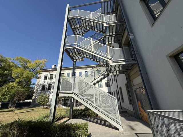 Modern Conference Room in the Heart of Sofia - Photo 3