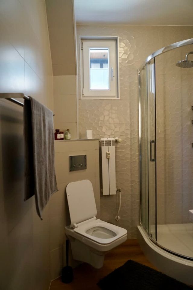 A French affair. With parking, style and elegance.