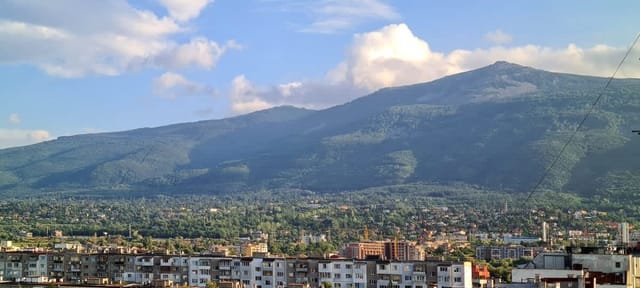 Panoramic and Spacious Flat near the City Centre