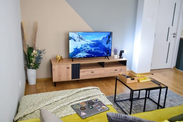 City Center Charm: 2BR Apartment