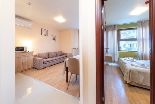 Cozy Mountain-View Apartment in Belmont, Bansko