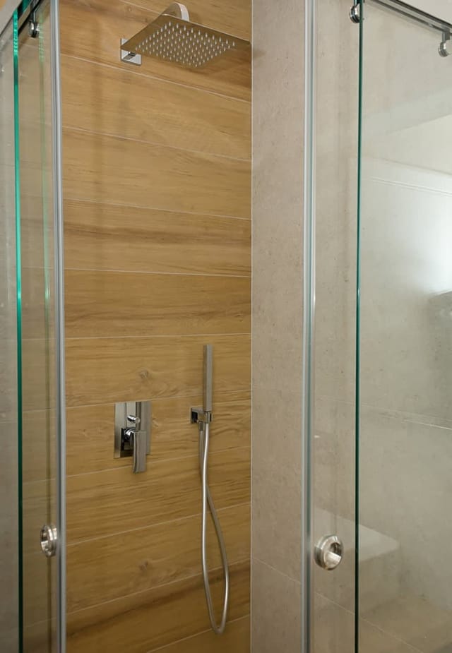 Modern Seaside Retreat 1BD Apartments