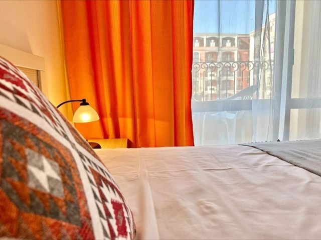 Suite apartment with balcony in Royal Sun