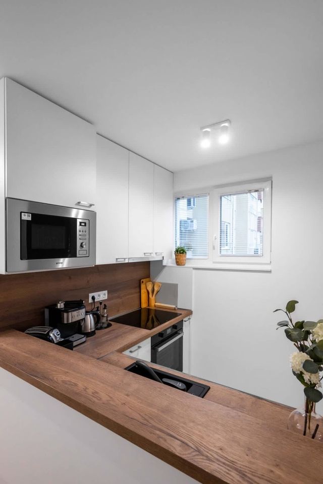 1BD Modern Living on blvd. Tsar Boris III + garage - Photo 4