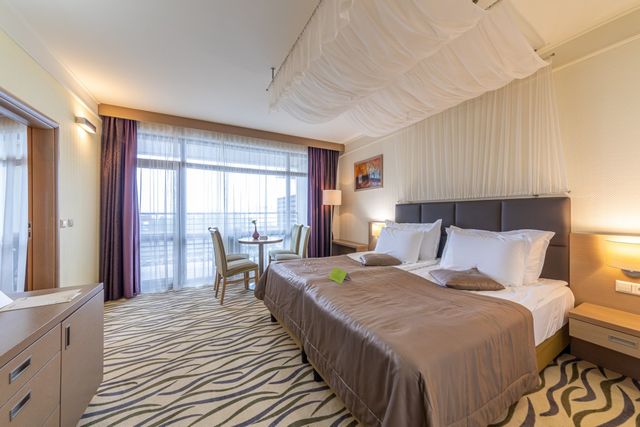 Two Bedroom Apartment in the Flamingo Grand Hotel
