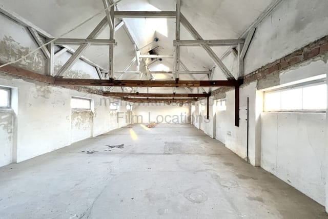 Location 365 - Photo 4