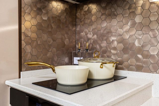 Sunny Modern 1BR Retreat with Cozy Balcony