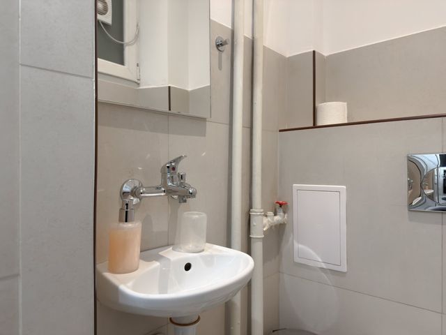 Cozy Central 1BD Apartment