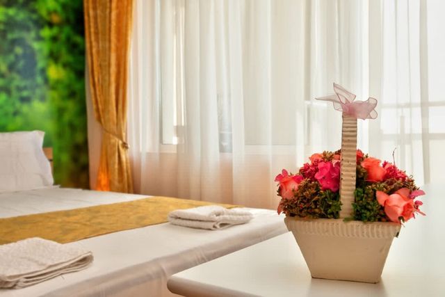 Modern 1BD Apartment in Sofia Center | Lift &amp; AC - Photo 3