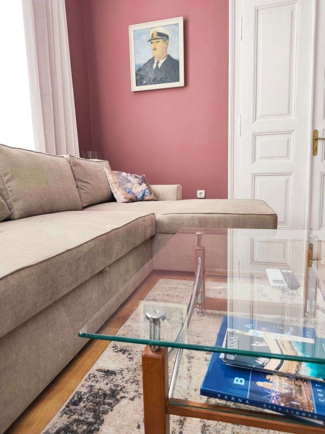 Apo Apartment - Top Center