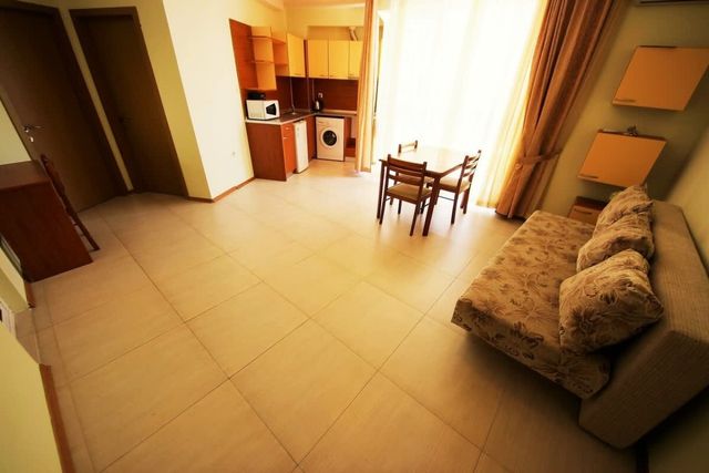 Cozy  Sunny Beach Hills  2 bedrooms for 6 people