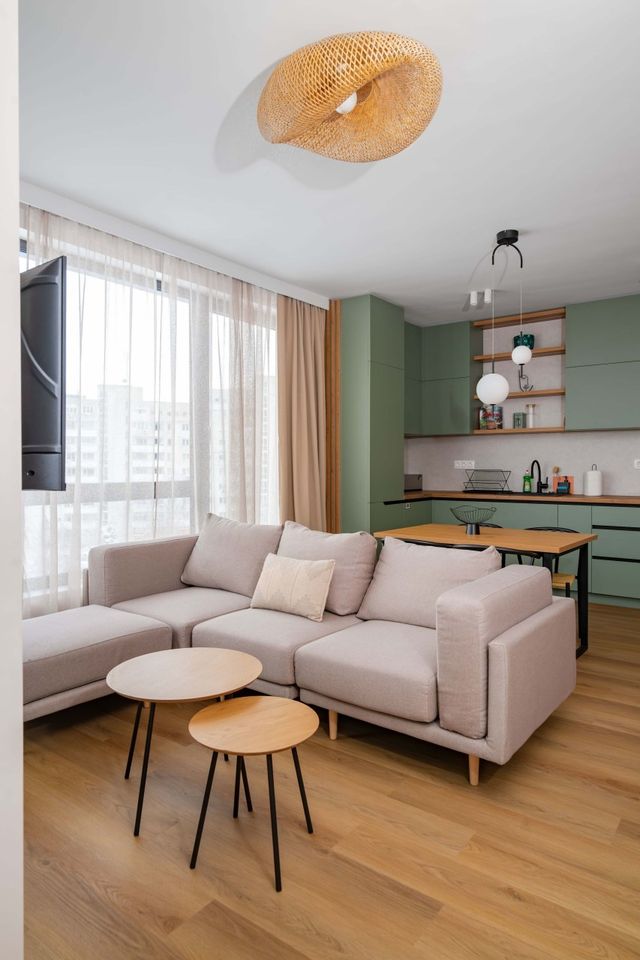 Spacious 2BR Apartment - Modern Design